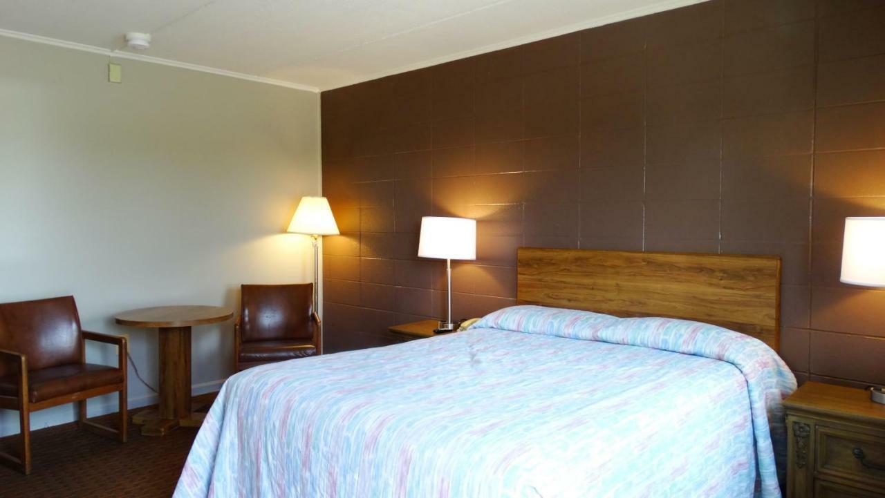 Attican Motel - Attica - Batavia - Warsaw - Darien Lake Eksteriør billede
